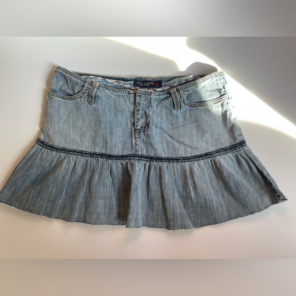 Low-Waisted Denim Ruffle Mini Skirt